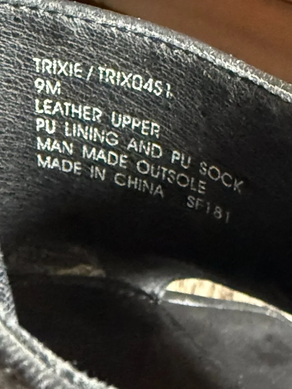 STEVE MADDEN Trixie Black Leather Towering Platform Mules | 9M | NWOT
